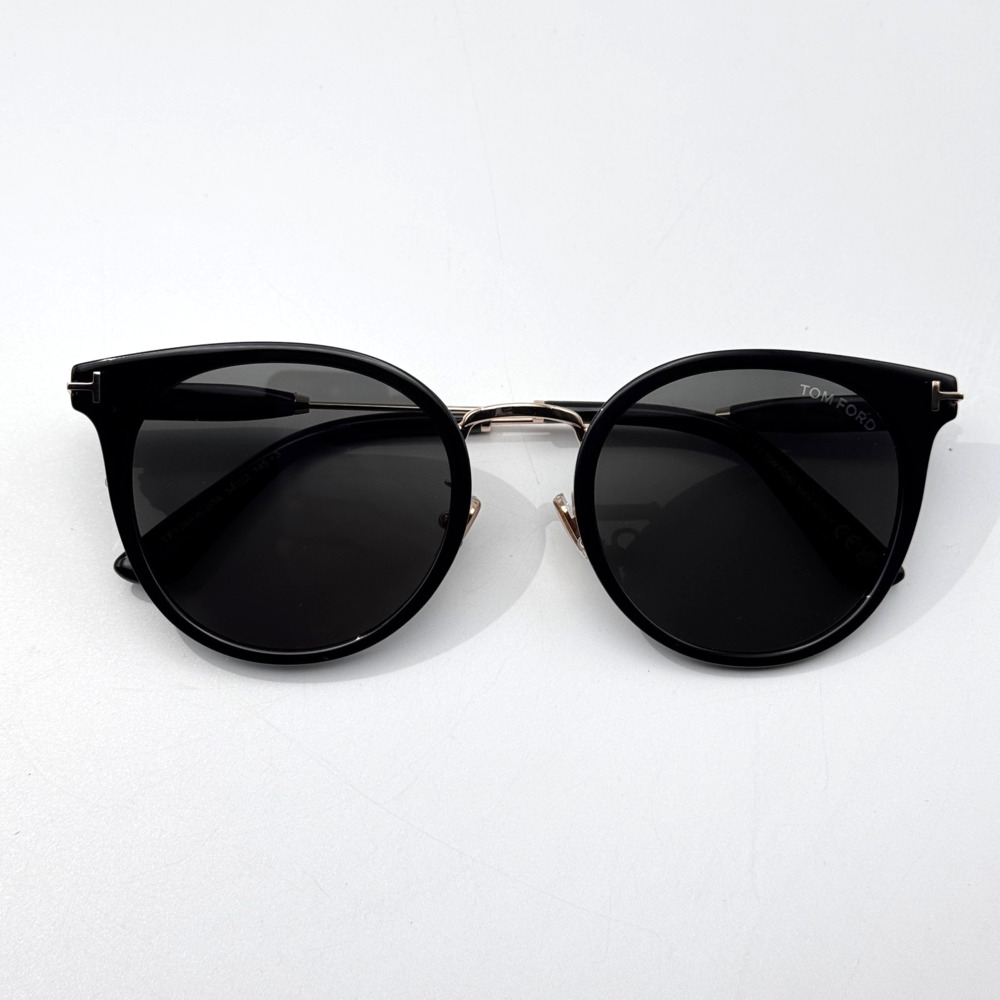 Tom Ford Sunglasses TF1244-K 01A Womens Black Round Frame Gray Lens 54-22-145